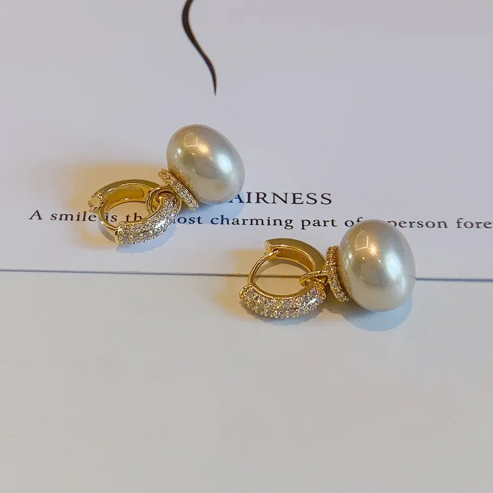 Korean Version High Quality New Atmospheric One Two Wear Colorful Blue Pearl Circle Ear Button Design Eardrop for Girls.