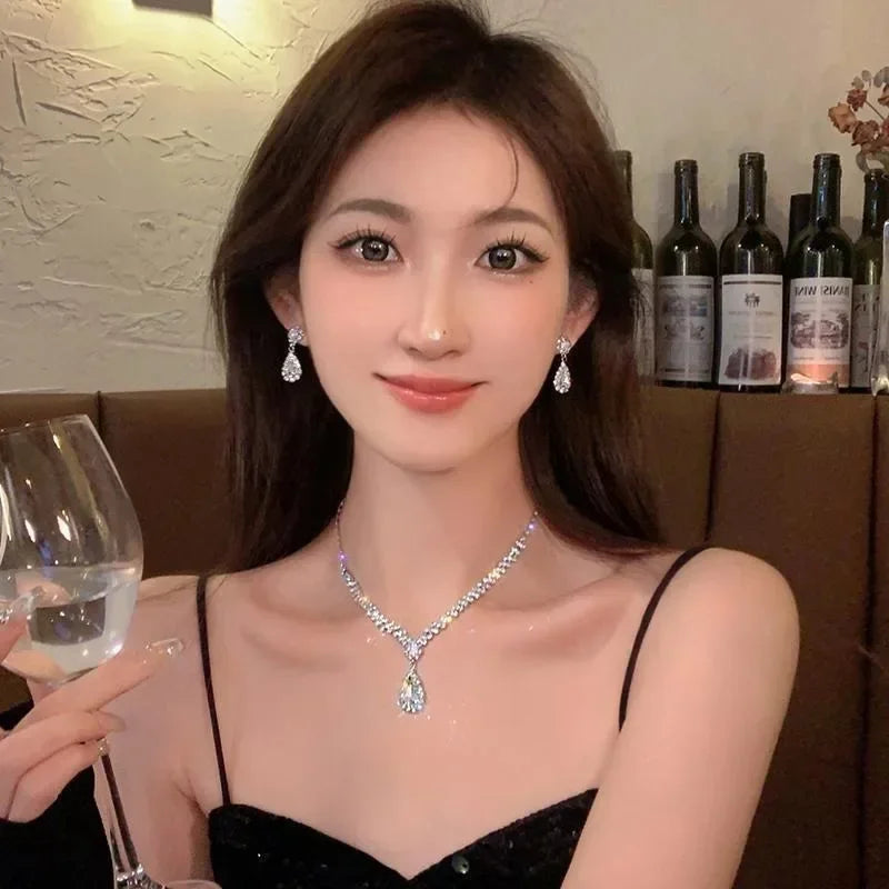 Full Zircon Sparkling Necklace for Women Water Droplet Tassel Necklace Fashion Choker Sweater Chain Sweater Accessories Necklace