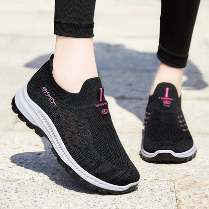 Women's Flat Shoes Slip on Casual Shoes New Luxury Platform Loafers Knitted Breathable Sneakers Soft Sole Lightweight Mom Shoes