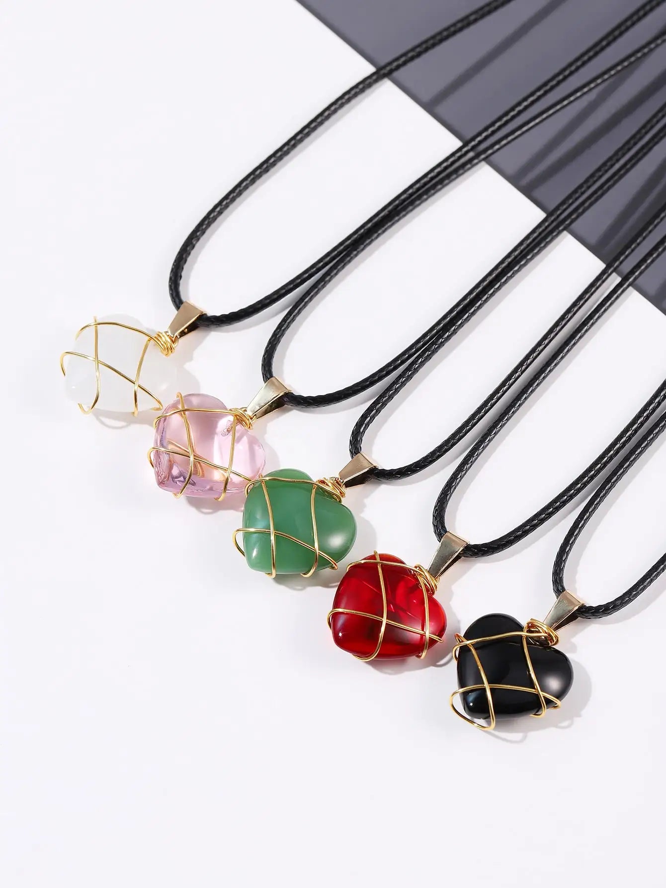 5pcs/Set Natural Stone And Crystal Necklace for Women Lovely Heart Shaped Stone Pendulum Amehtysts Opal Purple Crystal Choker
