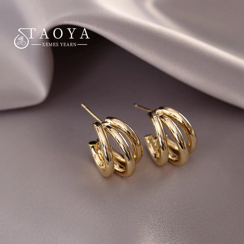 2025 New European and American Simple Metal Arc Earrings Are Small Accessories For Woman‘s Korean Fashion Jewelry Girls Students