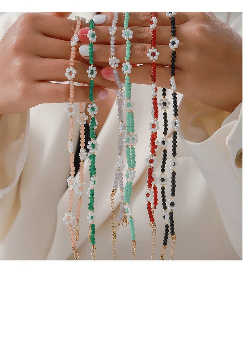 Women's Necklace Elegant Handmade Bead Color Natural Stone Woven Collarbone Chain Fashionable and Versatile Jewelry Accessories