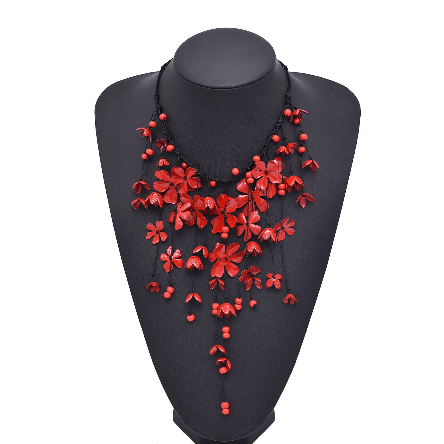 Bohemian Flower Necklace Hand Woven Multi-layer Floral Necklace Exaggerated Collarbone Chain Bridal Dress Accessories for Women