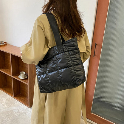 Fashion Tote Handbags for Women Black Large Capacity Soft Rhombus Bags Vinatge Quilted Shoulder Bag Purse for Travel Shopping