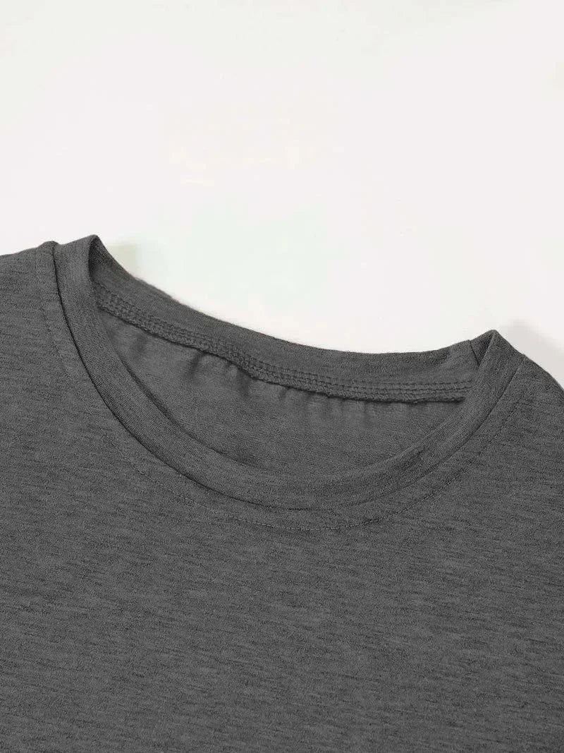 Plus Size Tops Women Clothes Inspirational - style Black T - shirt with Flower Motif Print ，Soft And Comfortable，Summer Outfits