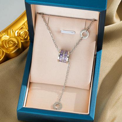 The new large-waist necklace is a high-end and versatile accessory for women with a light luxury and niche design