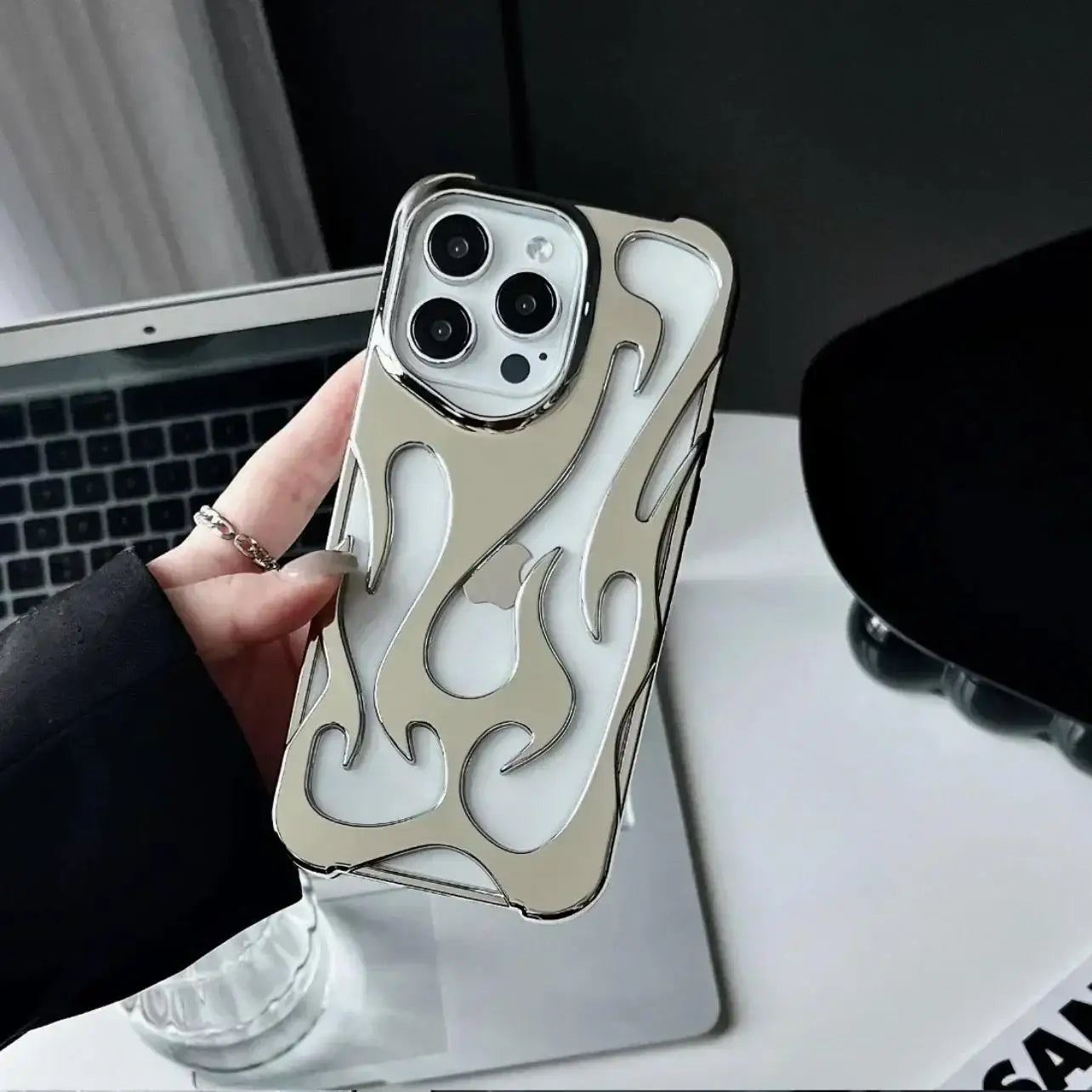 Fashion Plating 3D Hollowed Flame Phone Case For iPhone 16 15 14 13 12 11 Pro Max Fundas Creative Electroplated Soft Back Cover