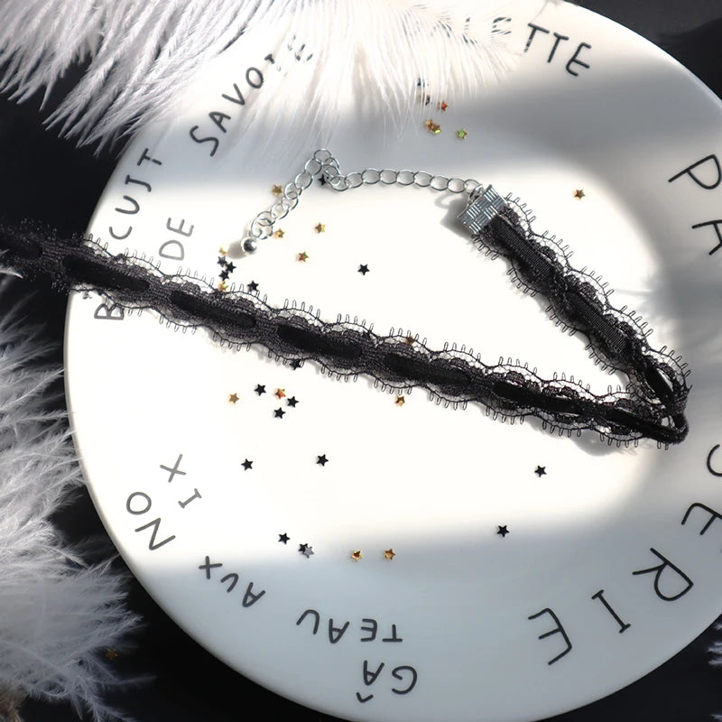 Black Choker Necklace For Women Elegant Lace Velvet Stretch Chain Gothic Flower Short Clavicle Neck Cord Aesthetic Jewelry Gift