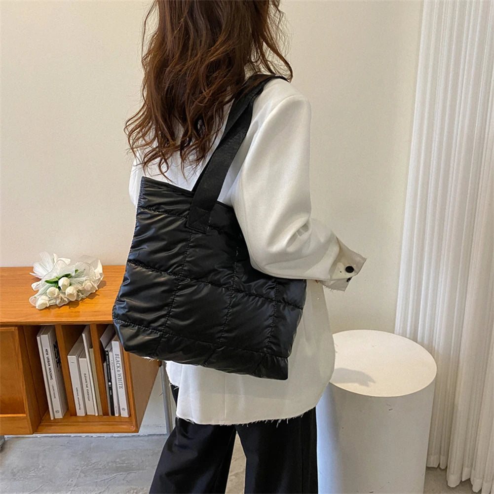 Fashion Tote Handbags for Women Black Large Capacity Soft Rhombus Bags Vinatge Quilted Shoulder Bag Purse for Travel Shopping
