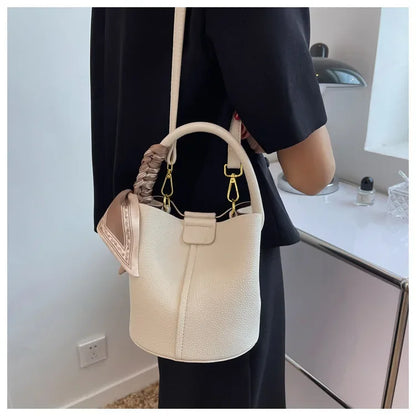 Fashion Women Crossbody Bags Autumn Winter Shoulder Bags Luxury Brand Design Bucket Bag Ladies PU Leather Portable Hand Bags
