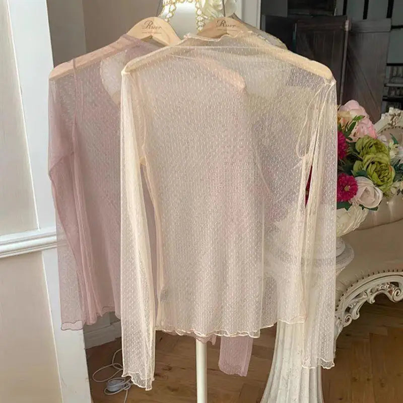 Sexy See Through Tops Women Transparent Slim Bottomg Lace Long Sleeved Tops Beige Black White Pink Lace Mesh Tees T-Shirt Tulles