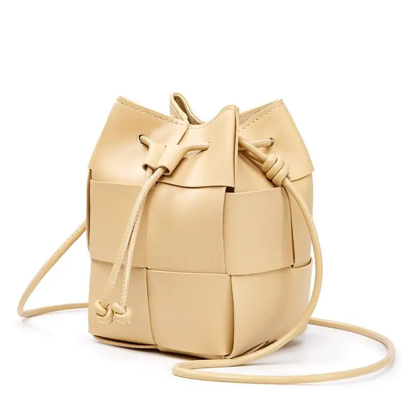 Weave Handbag Women Woven Bags Small Drawstring Bucket Shoulder Messenger Bags Luxury Famous Brand Designer Purse Female bag