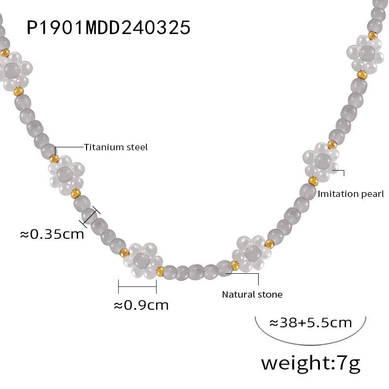 Women's Necklace Elegant Handmade Bead Color Natural Stone Woven Collarbone Chain Fashionable and Versatile Jewelry Accessories