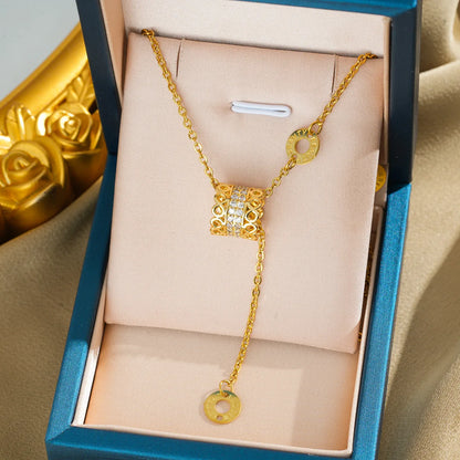 The new large-waist necklace is a high-end and versatile accessory for women with a light luxury and niche design