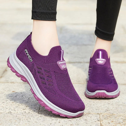 Women's Flat Shoes Slip on Casual Shoes New Luxury Platform Loafers Knitted Breathable Sneakers Soft Sole Lightweight Mom Shoes