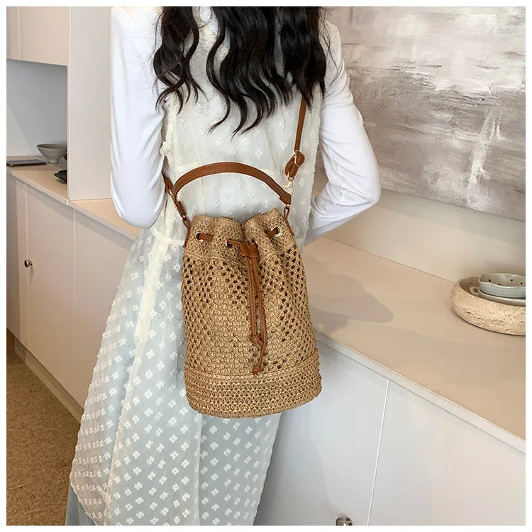 Weaving Bag Women 2024 New Fashion Bucket Bag Summer Niche Hundred Straw Beach Single Shoulder Crossbody Bag