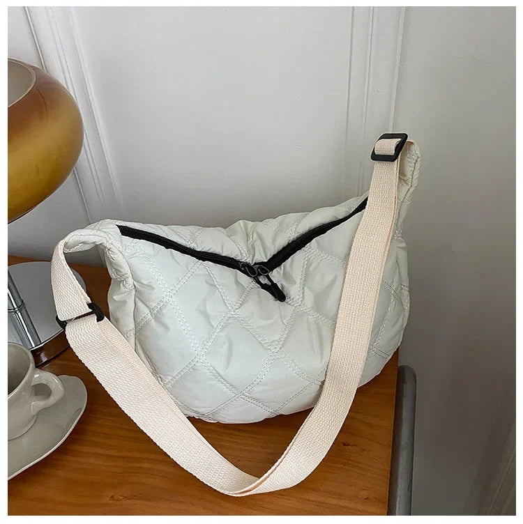 Embroidery Crossbody Bags for Women Large Capacity Handbags Shoulder Messenger Bag Female Popular Fashion Hobos Shopper Bag Sac
