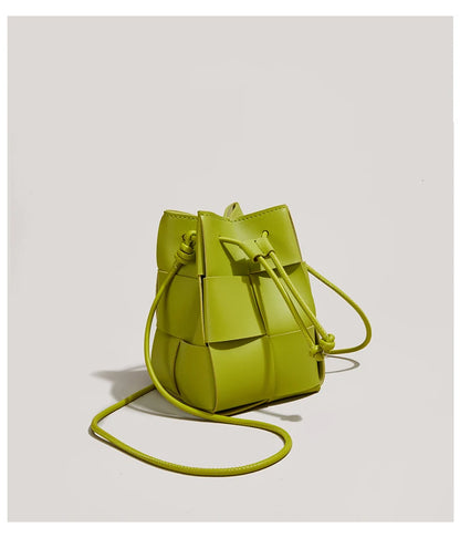 Weave Handbag Women Woven Bags Small Drawstring Bucket Shoulder Messenger Bags Luxury Famous Brand Designer Purse Female bag
