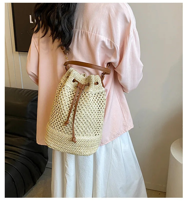 Weaving Bag Women 2024 New Fashion Bucket Bag Summer Niche Hundred Straw Beach Single Shoulder Crossbody Bag