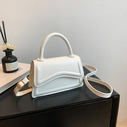Women's New Flip Small Handbag Fashion Solid Color Shoulder Bag