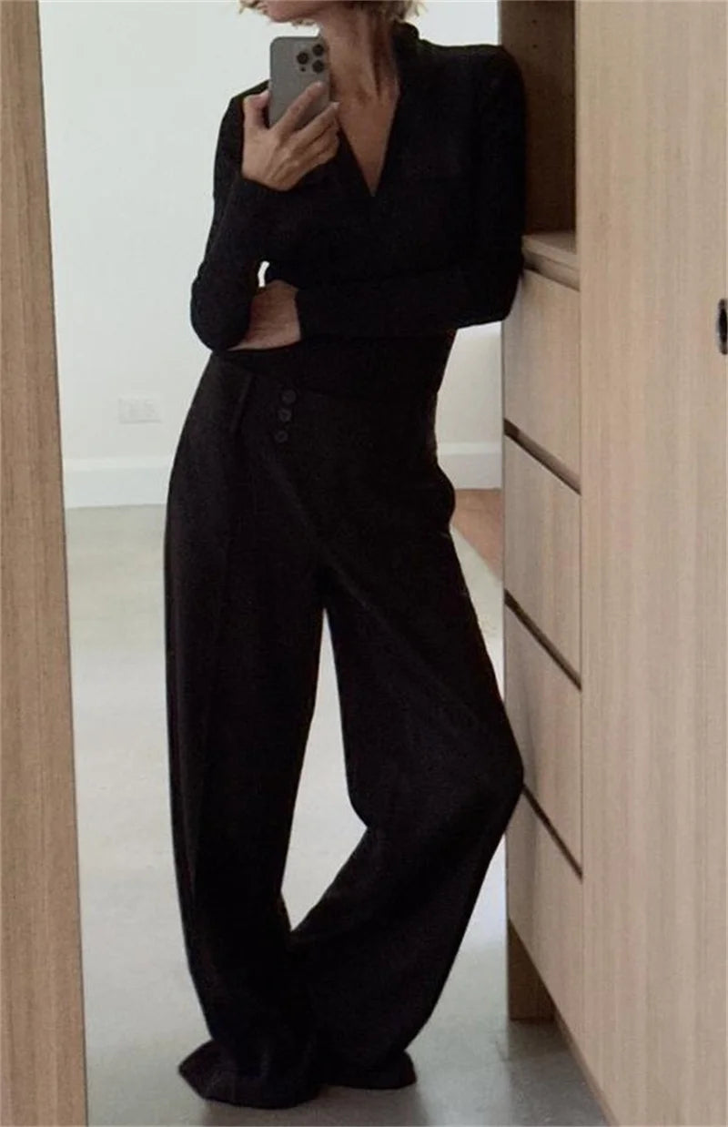 Women's Tops New Fall 2025 Solid Color Long Sleeve Lapel Slim Knit Top Sexy V-Neck Design Casual Fashion Personality Versatile