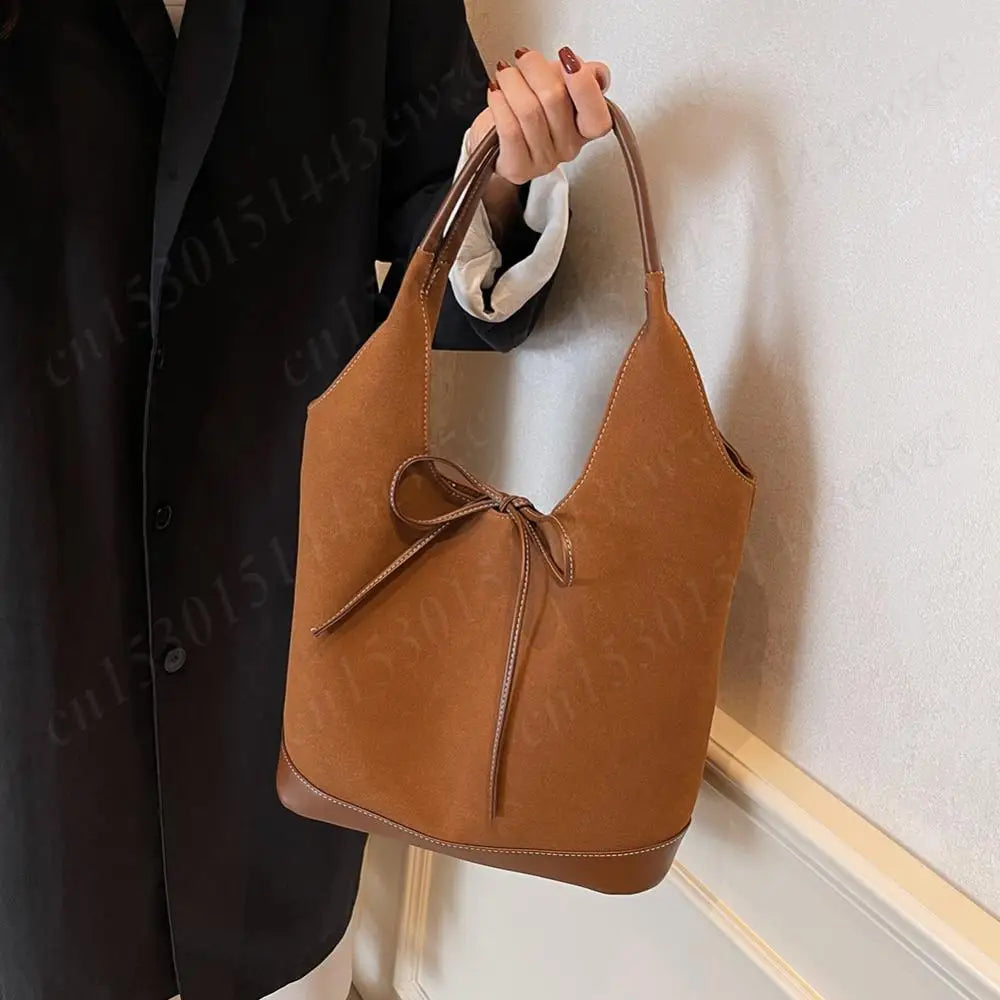 Women PU Tote Bag Designer Shoulder Bags Fashion Bucket Bag Large Capacity Suede Tote Purse Handbag Stylish Commuting Bag