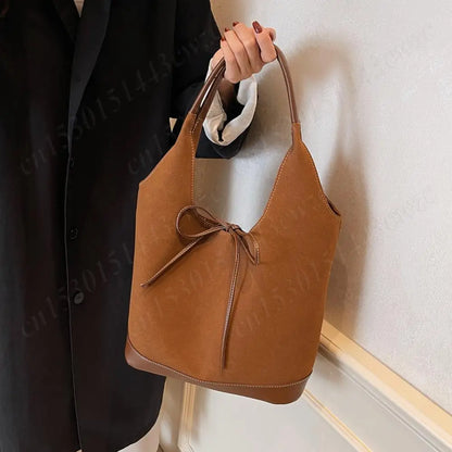 Women PU Tote Bag Designer Shoulder Bags Fashion Bucket Bag Large Capacity Suede Tote Purse Handbag Stylish Commuting Bag