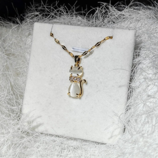 Trendy Animal Collarbone Necklaces for Women - Creative Cat Design with Stainless Steel Chain