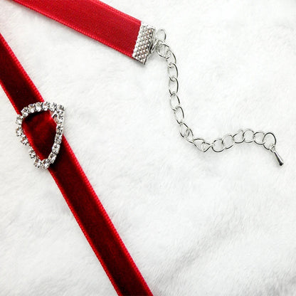 Fashion Lace Necklace For Women Adjustable Elegant Snowfake Strawberry Pendant Velvet Choker Necklace Collar Party Jewelry Gift