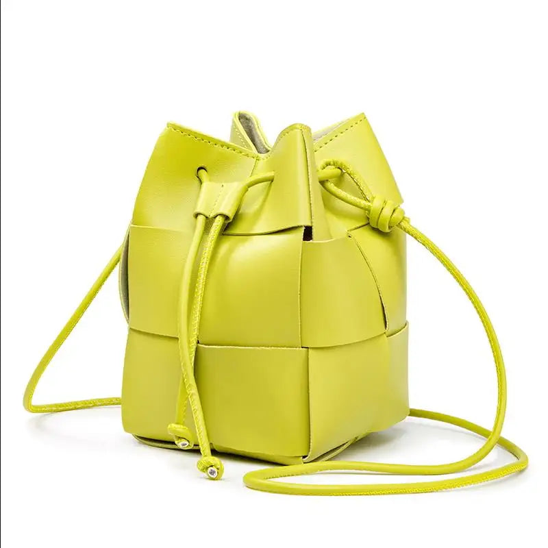 Weave Handbag Women Woven Bags Small Drawstring Bucket Shoulder Messenger Bags Luxury Famous Brand Designer Purse Female bag