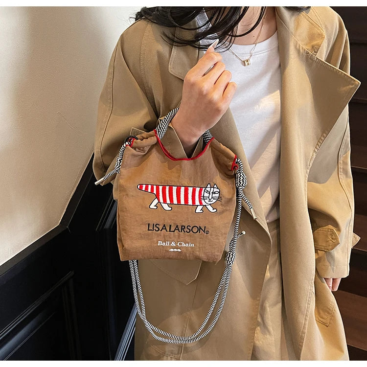 Embroidered canvas bag for women; light single shoulder bag for spring and summer; cross-body handbag.