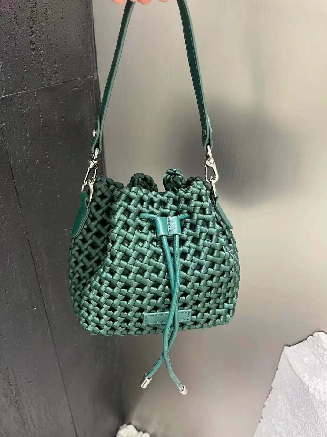 Tote bag woman Bucket bag handbags for women Nylon underarm purse European-style hand-woven bag for women