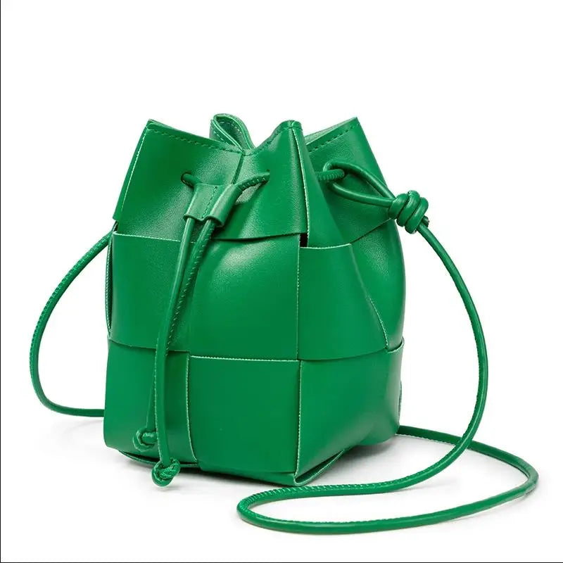 Weave Handbag Women Woven Bags Small Drawstring Bucket Shoulder Messenger Bags Luxury Famous Brand Designer Purse Female bag