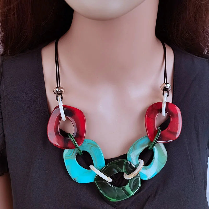 Fashion Handmade Acrylic Geometric Necklace Collar Jewelry for Women Statement Bib Necklaces Pendants