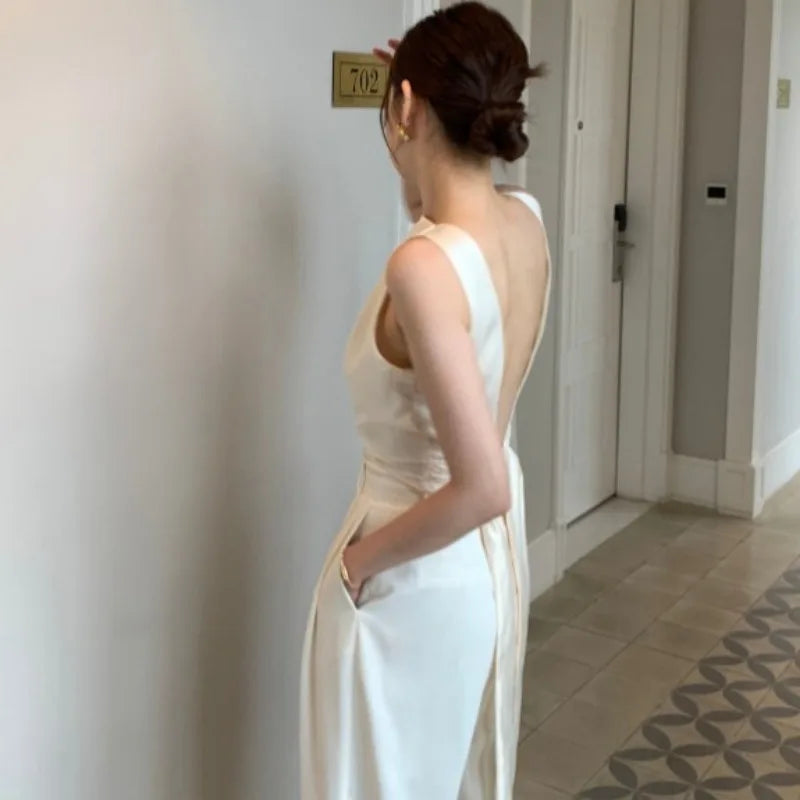 Feminino Sexy Backless Ropa Mujer 2025 Women Top New Sleeveless Clothes Round Neck Tanks & Camis Summer Elegant Tops