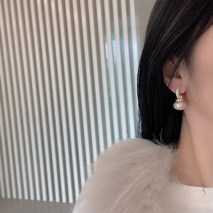 Korean Version High Quality New Atmospheric One Two Wear Colorful Blue Pearl Circle Ear Button Design Eardrop for Girls.