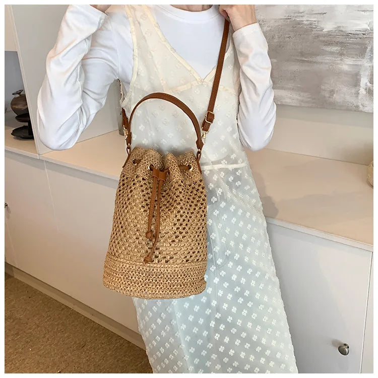 Weaving Bag Women 2024 New Fashion Bucket Bag Summer Niche Hundred Straw Beach Single Shoulder Crossbody Bag