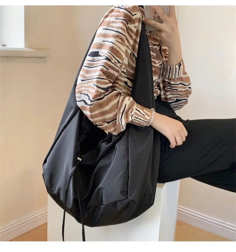Women Bag New Nylon Bucket Fashion Solid Zipper SOFT Shoulder Bag Purses and Handbags Luxury Designer Black Tote Bag сумка