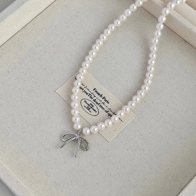 Imitaition Pearl Necklace for Women Simple Fashion Collarbone Chain White Choker Necklaces Designer Wedding Jewelry Wholesale