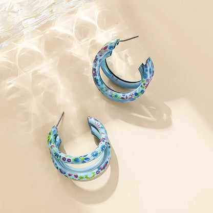 A Pair of Exaggerated Printed Three-ring C-shaped Earrings for Women, Suitable for Gifting and Fashionable Earrings