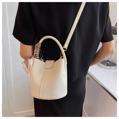 Fashion Women Crossbody Bags Autumn Winter Shoulder Bags Luxury Brand Design Bucket Bag Ladies PU Leather Portable Hand Bags