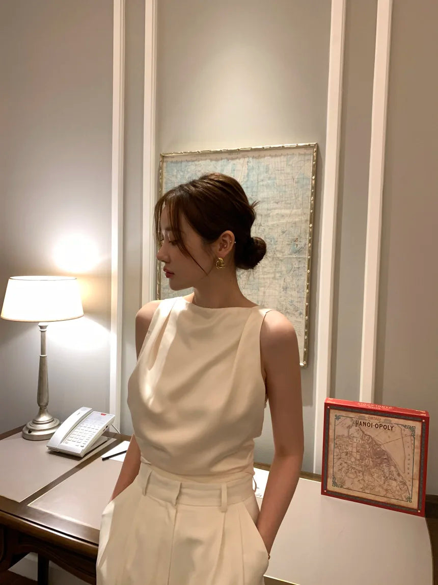 Feminino Sexy Backless Ropa Mujer 2025 Women Top New Sleeveless Clothes Round Neck Tanks & Camis Summer Elegant Tops