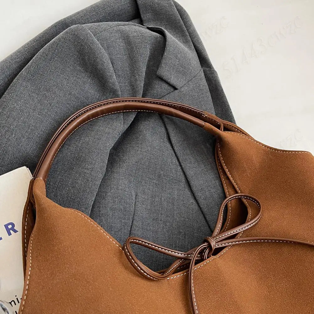 Women PU Tote Bag Designer Shoulder Bags Fashion Bucket Bag Large Capacity Suede Tote Purse Handbag Stylish Commuting Bag