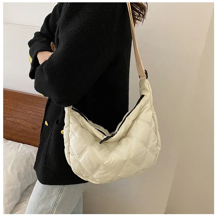 Embroidery Crossbody Bags for Women Large Capacity Handbags Shoulder Messenger Bag Female Popular Fashion Hobos Shopper Bag Sac