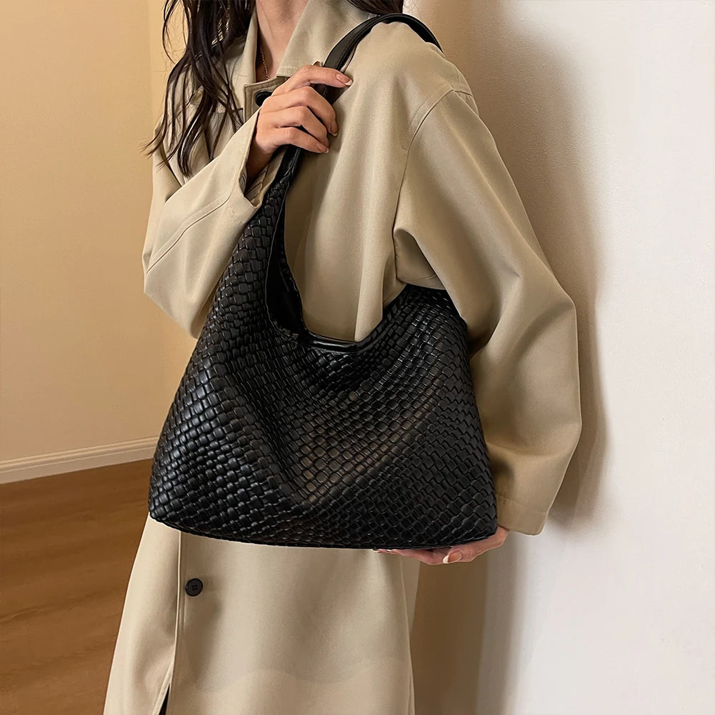 Women Large Shoulder Bag with Pouch Top Handle Bag Trendy PU Woven Tote Bag Leather Armpit Handbag Commuting Bag