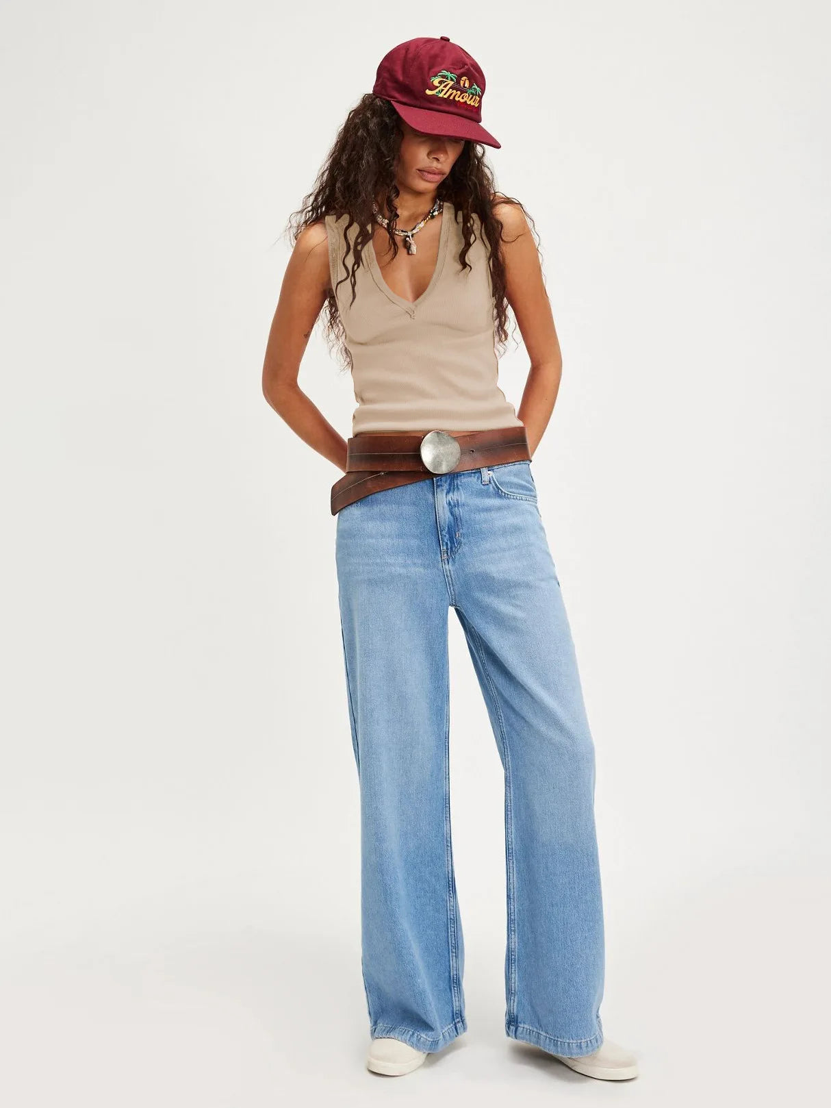 Workout Tops For Women Racerback Basic Summer Tank Tops Sexy V Neck Fitted Sleeveless Shirts Y2K Casual Wear Ribbed Basic Tops