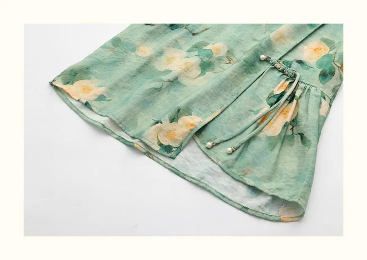 Elegant Summer Tops for Mature Women