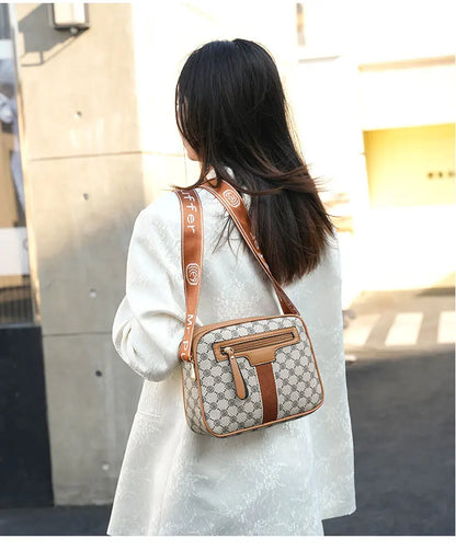 Women's Bag 2025 New Spring Versatile Fashion Crossbody Bag Simple and Premium Single Shoulder Mobile Small Square Purse Handbag