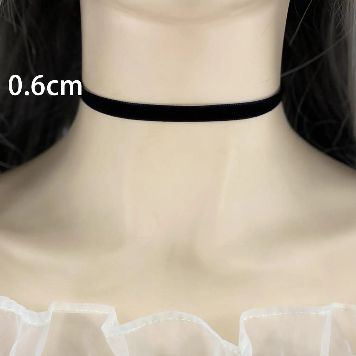 Fashion Sexy Punk Gothic Black Velvet Choker Necklaces Simple Vintage Clavicle Neck Chain Women Girls Party Jewelry Accessories
