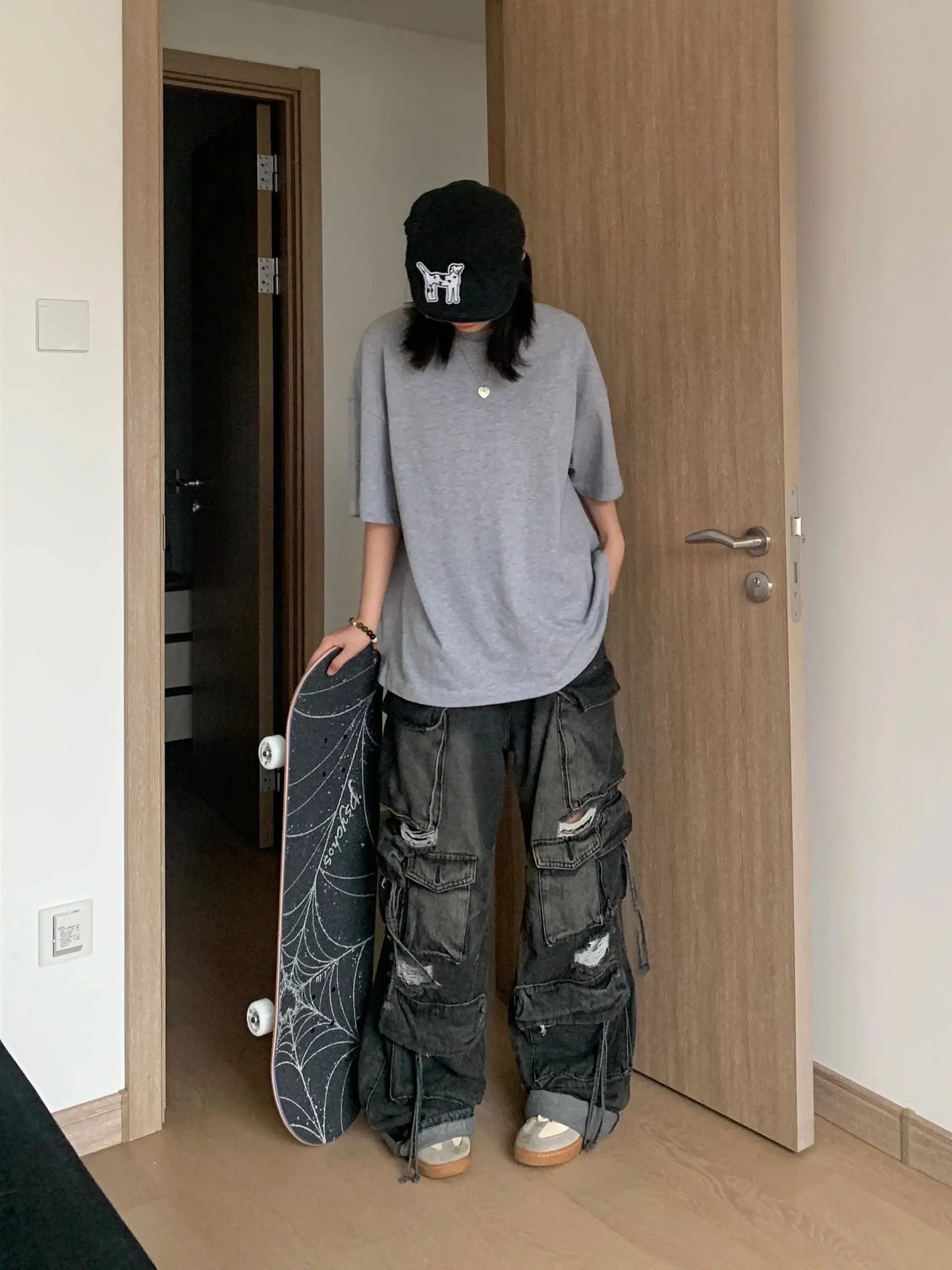 Women Jeans Pants Y2K High Street Heavy Washed Black Perforated Workwear Jeans For Women's Autumn And Winter Multi Pocket